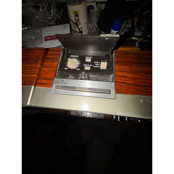 General Electric AM/FM Stereo Clock Radio Cassette Recorder – For Parts/Repair - Picture 9 of 15